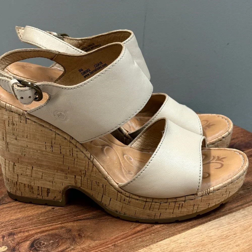 Born Cherry Cream‎ Wedge Slingback  9M